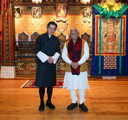 Union Minister Manohar Lal meeting with the King of Bhutan to discuss energy infrastructure development.